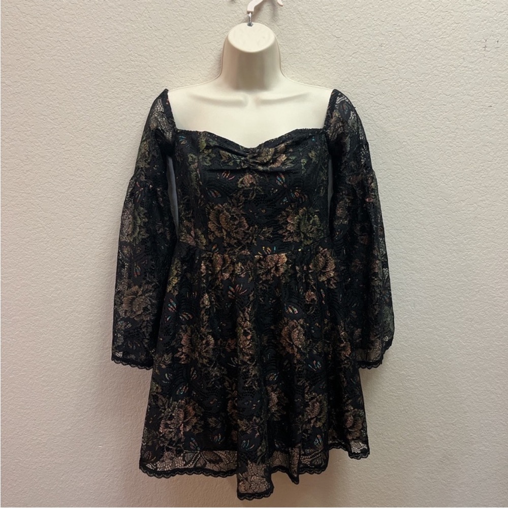 Sugar Thrill Highland Calling Lace Babydoll NW
Dress by Dolls Kill in size small
